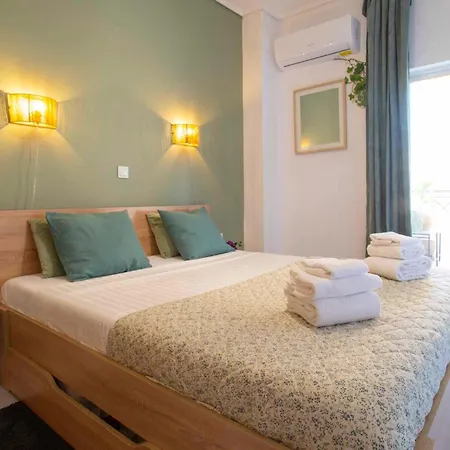 Top Floor Apartment In Chalkís Buitenkant foto
