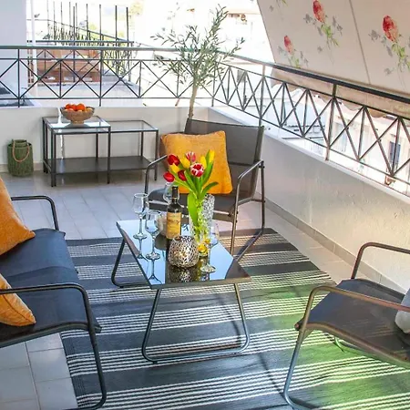 Top Floor Apartment In Chalkís Buitenkant foto